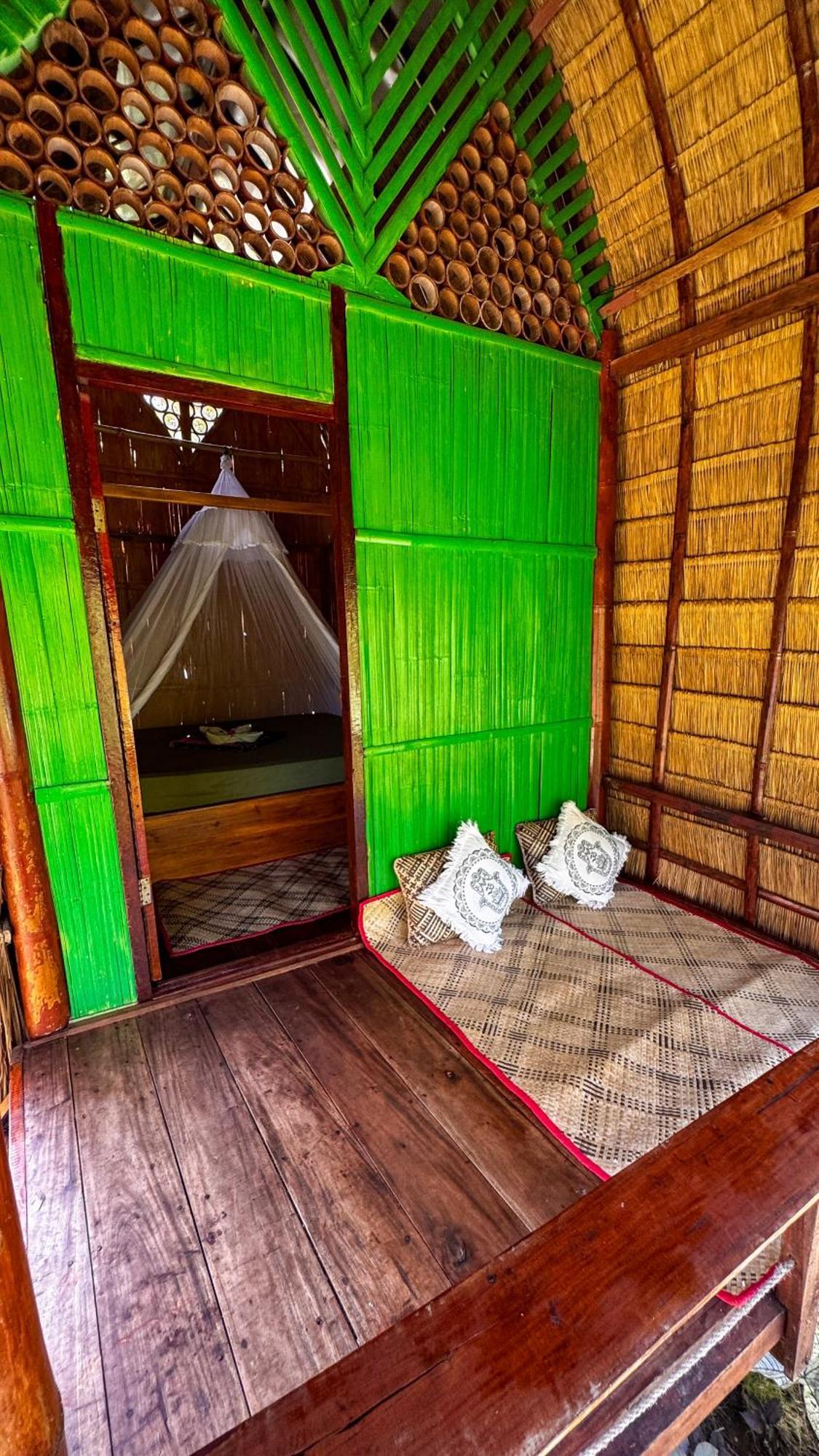 Sten Lodge Labuan Bajo Eksteriør bilde